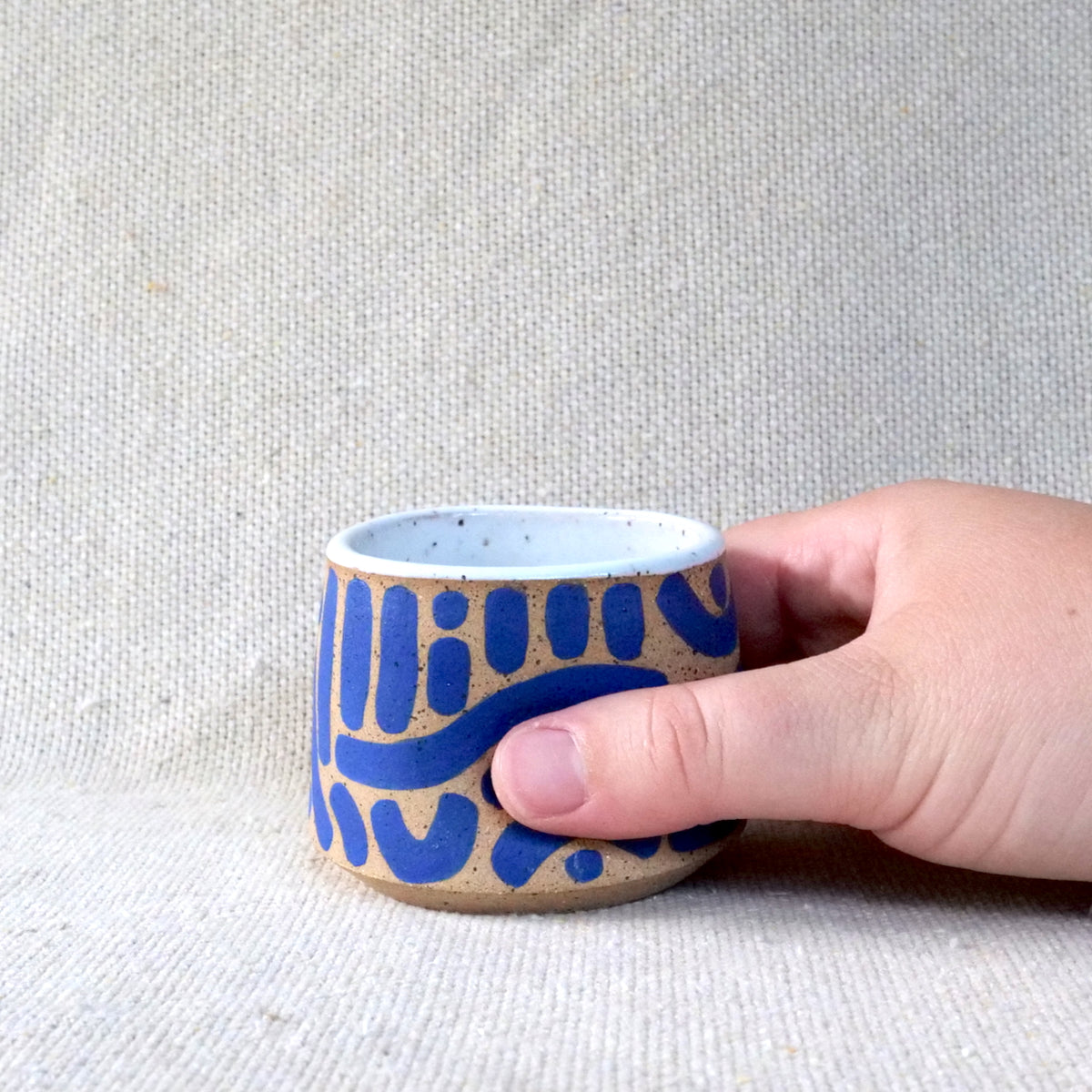 cortado cup - blue slug