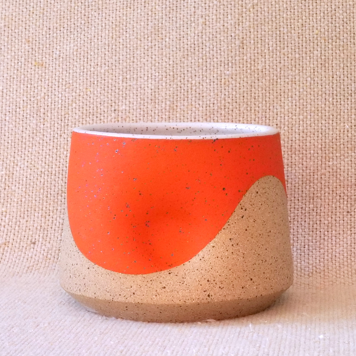 pinch cup - orange wave