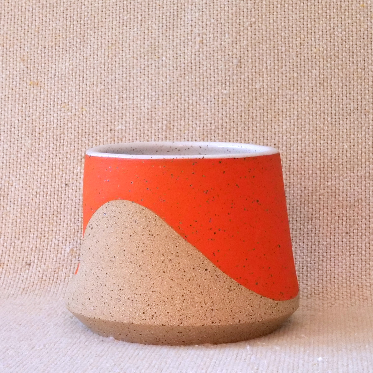 pinch cup - orange wave